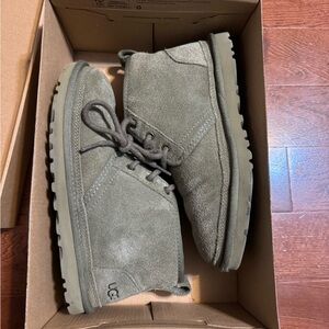 UGG Women's Ankle Boots - Olive Suede